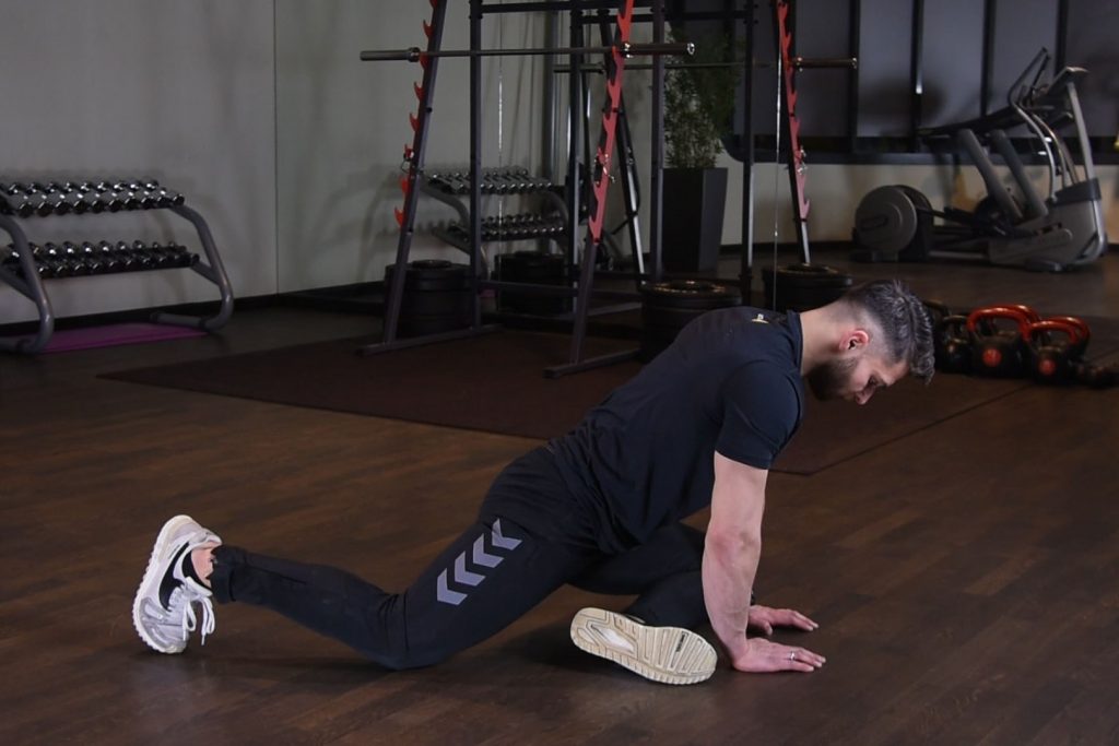 Mobilizacja biodra w pozycji gołębia - just be fit